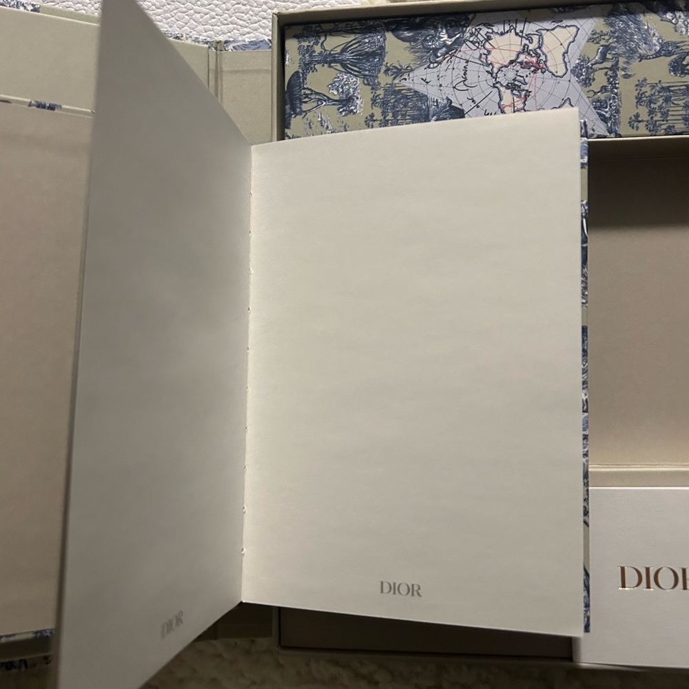Dior Around the World Stationery Set NWT - Picture 6 of 7